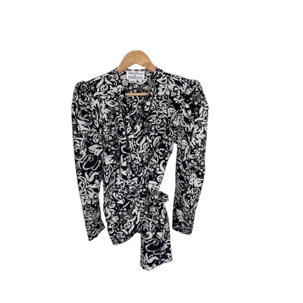 Rickie Freeman for Teri Jon Blouse Top Vintage Silk Wrap Floral Paisley Size 6